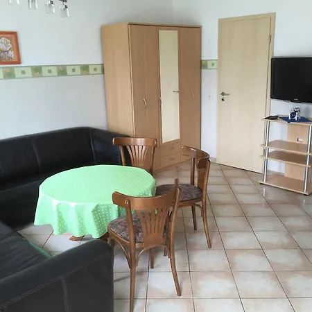 Apartment Zur Alten Schule *