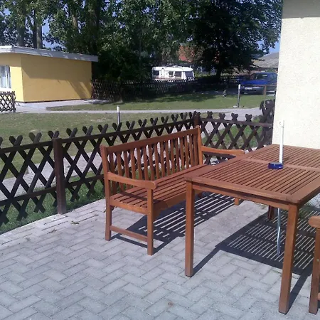 Apartment Zur Alten Schule Altenkirchen (Mecklenburg-Vorpommern)